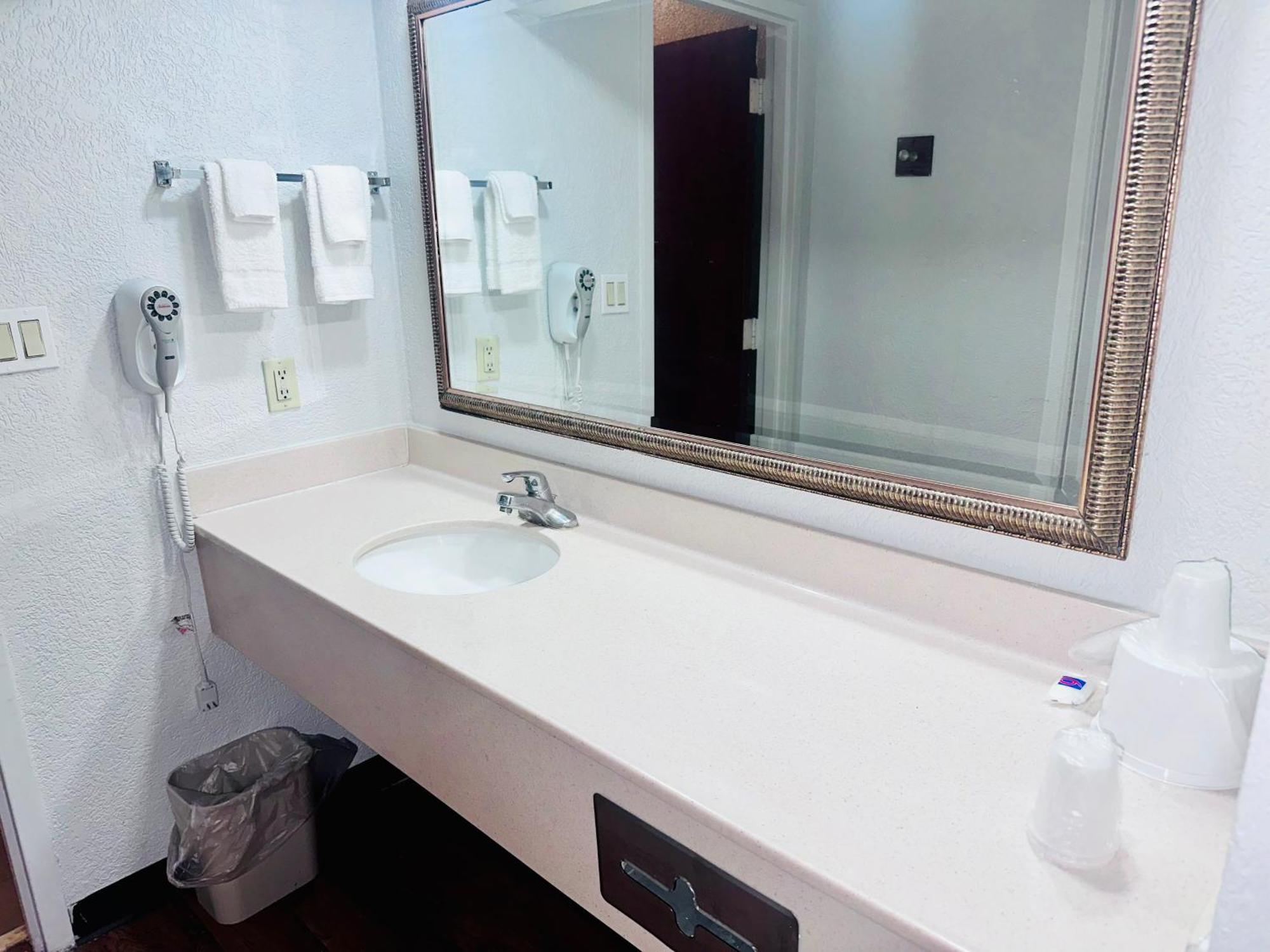 Motel 6 Savannah Ga Gateway & I95 エクステリア 写真