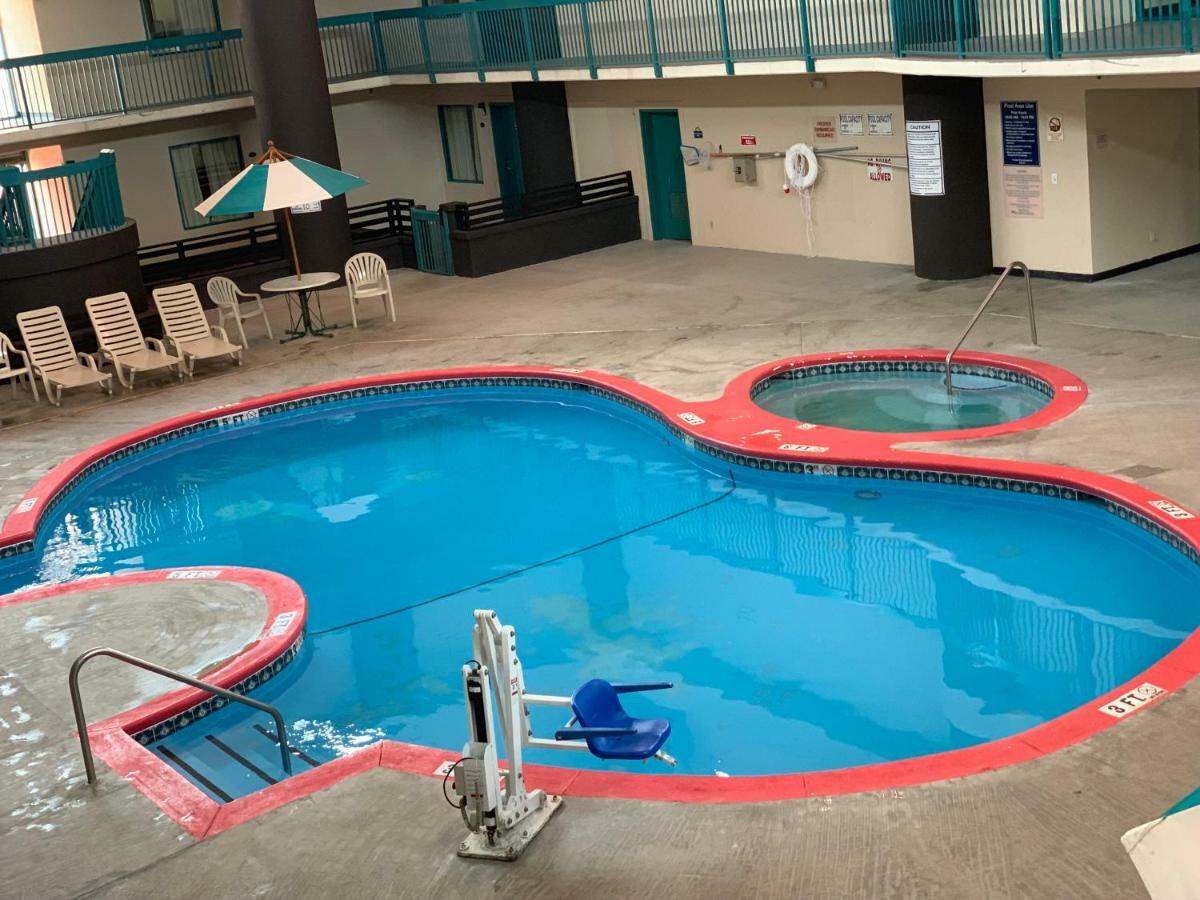 Motel 6 Savannah Ga Gateway & I95 エクステリア 写真